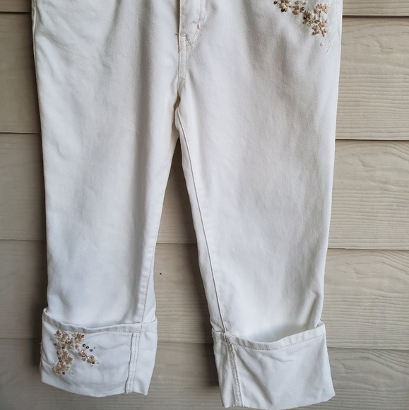 Limited Too White Denim Embroidered Cuffed Capri Pants - Picture 9 of 16